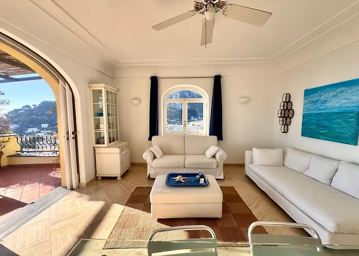 Rooftop Belvedere * كابري