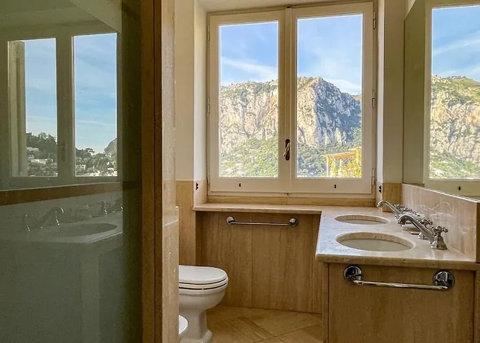 Rooftop Belvedere كابري