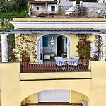 Rooftop Belvedere דירה קאפרי