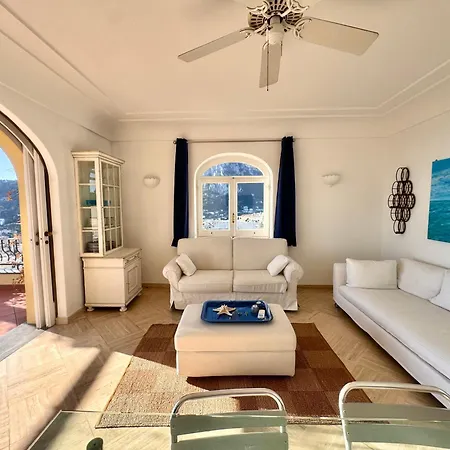 Rooftop Belvedere * カプリ