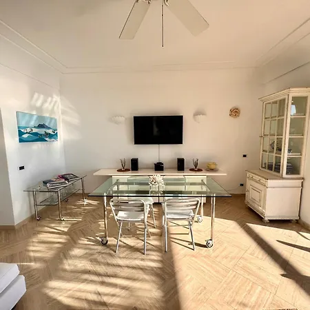 Rooftop Belvedere Apartment *