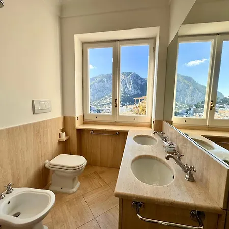 Rooftop Belvedere アパート