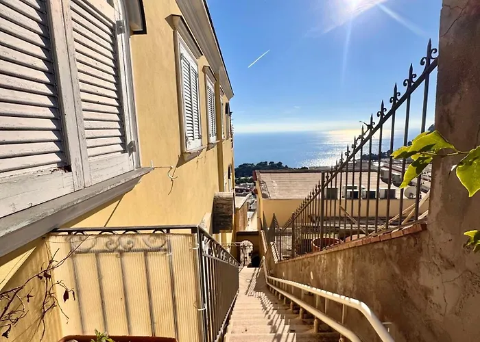 Rooftop Belvedere דירה